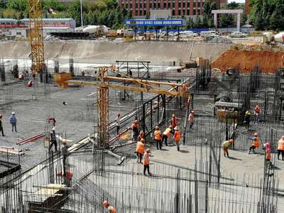 基建处多措并举统筹推进学生返校疫情防控与呈贡校区二期工程建设工作